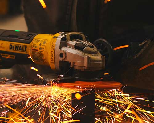 Betrieb Ham Metal – Montage von Metallkonstruktionen und Bauelementen